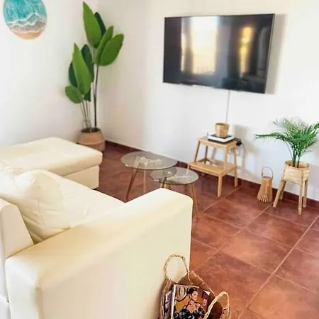 Casa Bamboo Corralejo, Espacioso, Piscina Y Parking * Corralejo