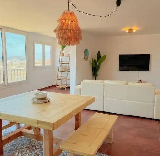 Big Spacious Casa Bamboo Relax, Pool And Parking Appartamento *