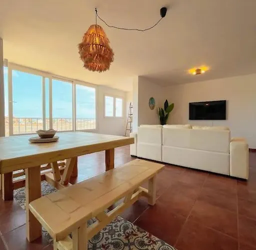 Big Spacious Casa Bamboo Relax, Pool And Parking Appartamento *