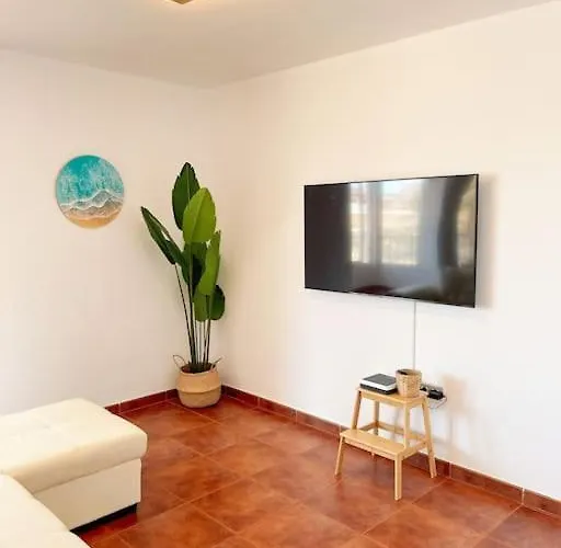 Big Spacious Casa Bamboo Relax, Pool And Parking Appartamento *