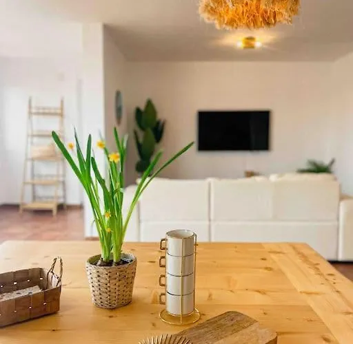Big Spacious Casa Bamboo Relax, Pool And Parking Corralejo