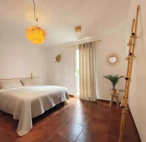 Big Spacious Casa Bamboo Relax, Pool And Parking * Corralejo