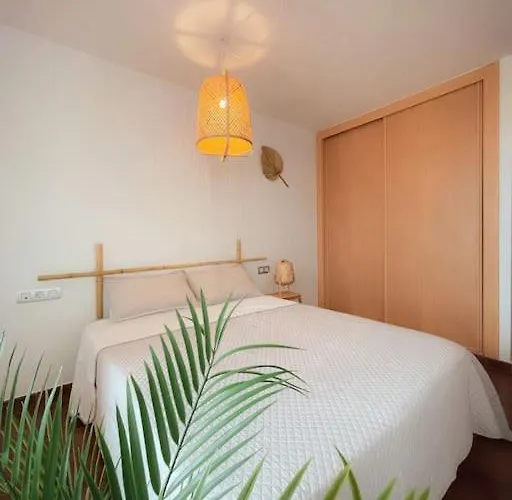 Big Spacious Casa Bamboo Relax, Pool And Parking Appartamento